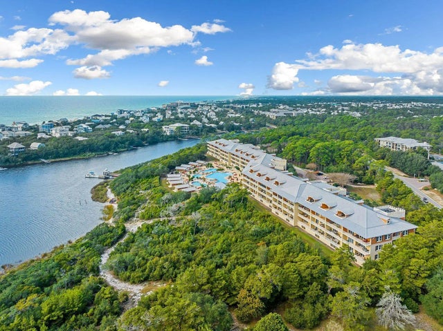 1653 W County Highway 30a 1112, Santa Rosa Beach.