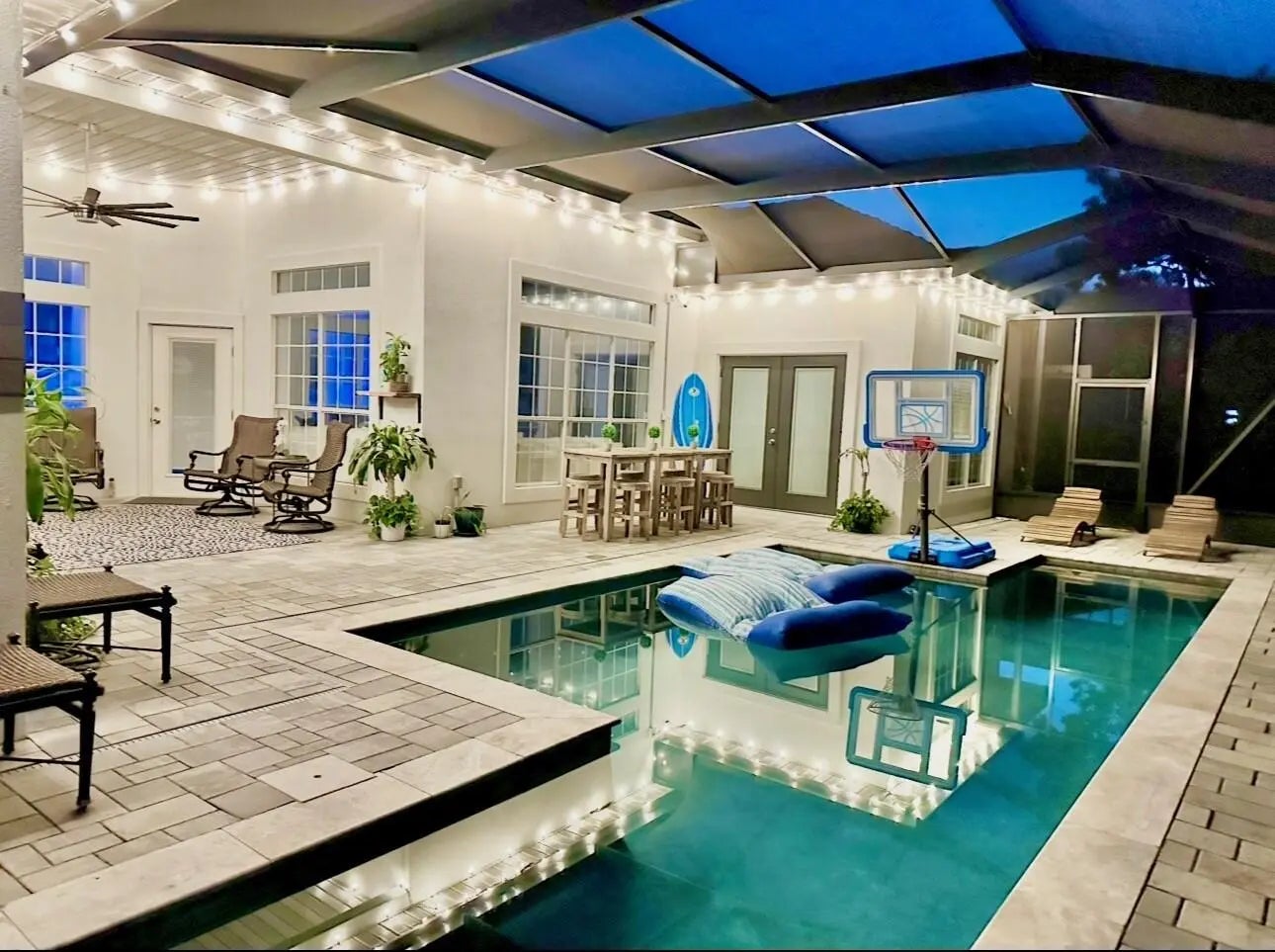 Photo of Listing #992648