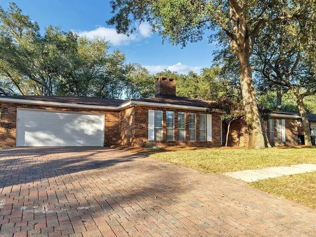 333 Shannon Ct Nw Court, Fort Walton Beach