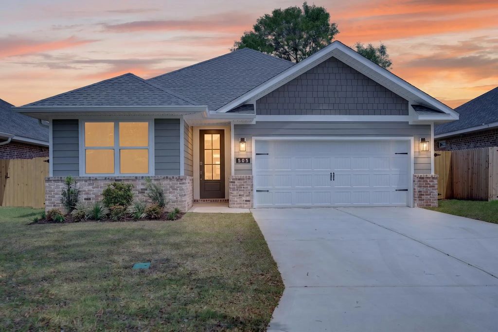 505 Apache Street, Fort Walton Beach