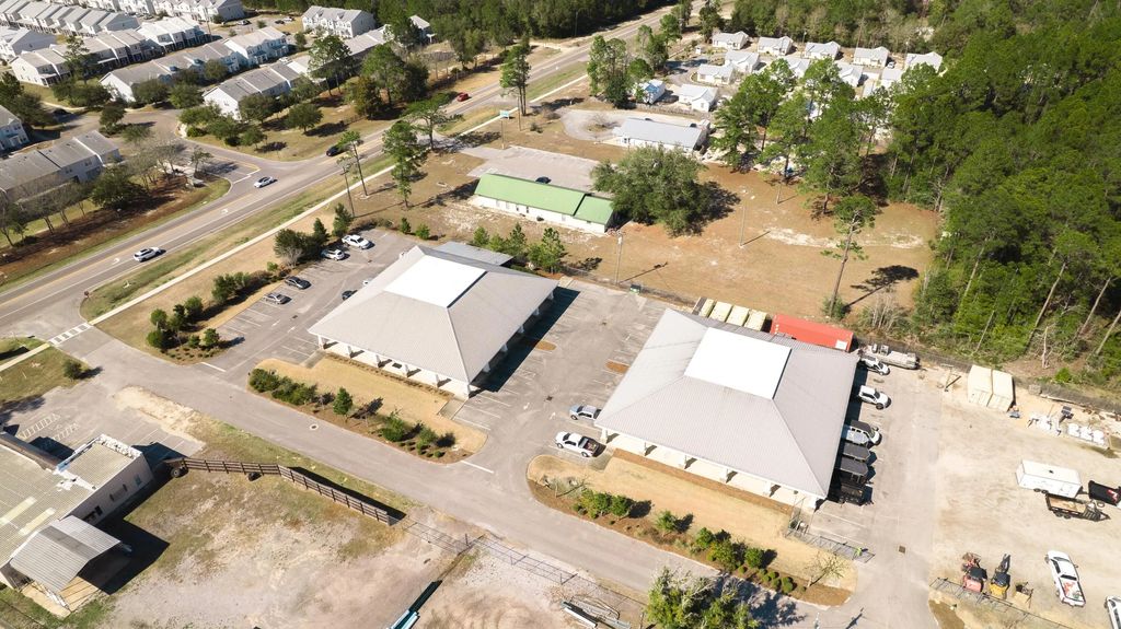 12 of 73 - 15167 Us-331, Freeport, FL