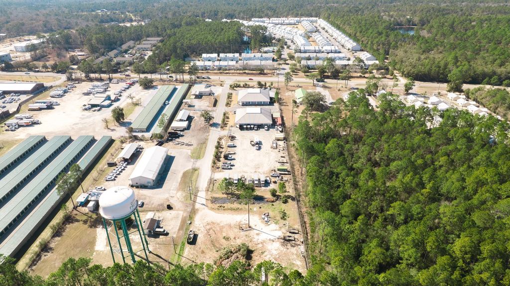 16 of 73 - 15167 Us-331, Freeport, FL