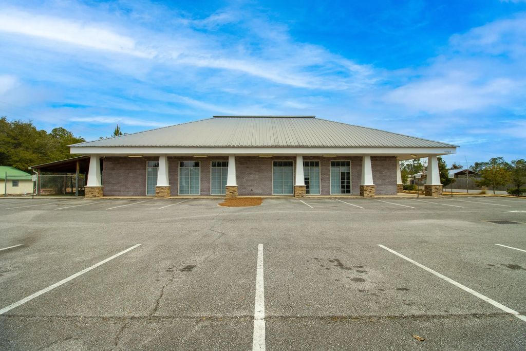18 of 73 - 15167 Us-331, Freeport, FL