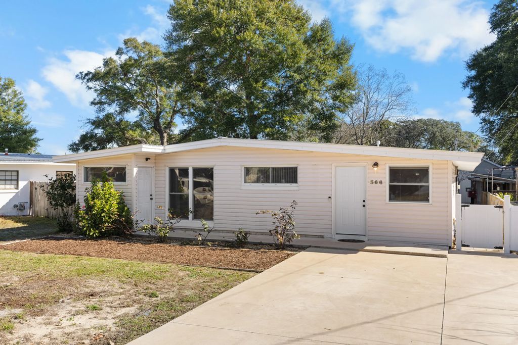 366 Ne Osborne Drive, Fort Walton Beach