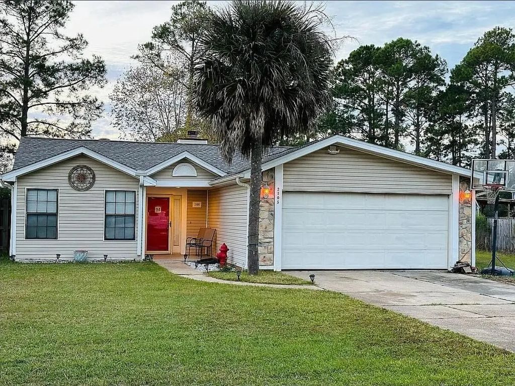 2105 Seagrape Drive, Navarre
