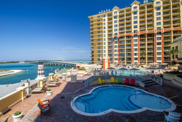 10 Harbor Boulevard E205h, Destin.