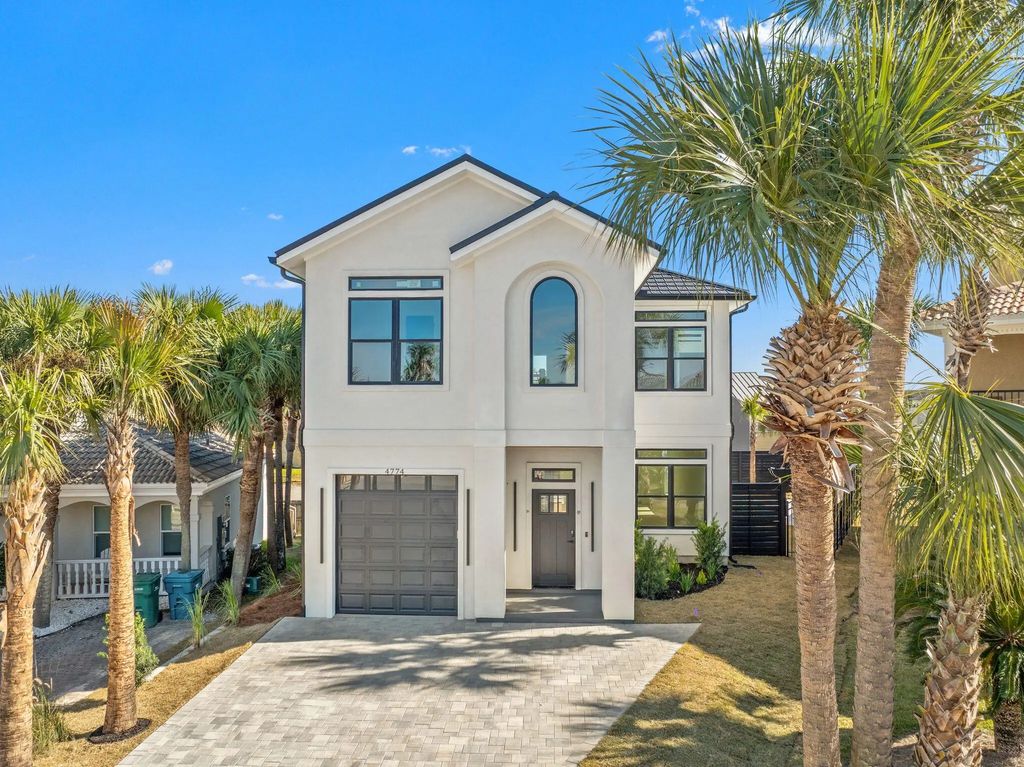 4774 Calatrava Court, Destin