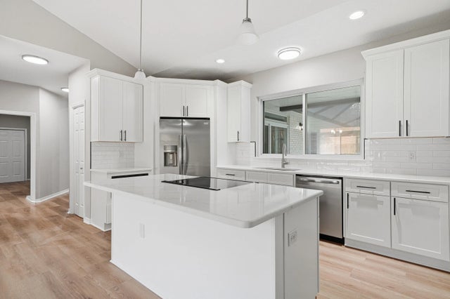 6814 Tidewater Drive, Navarre