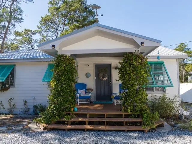 Photo of Listing #991750