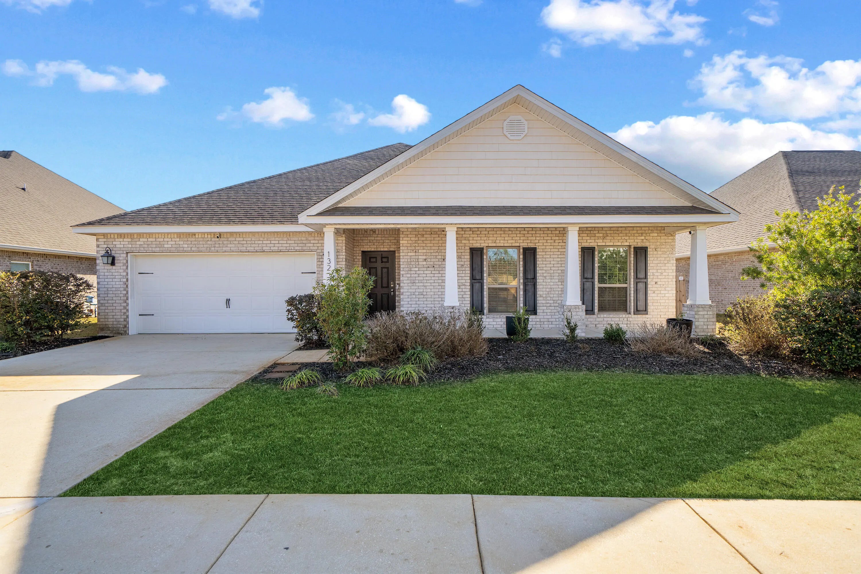 Photo of Listing #992006