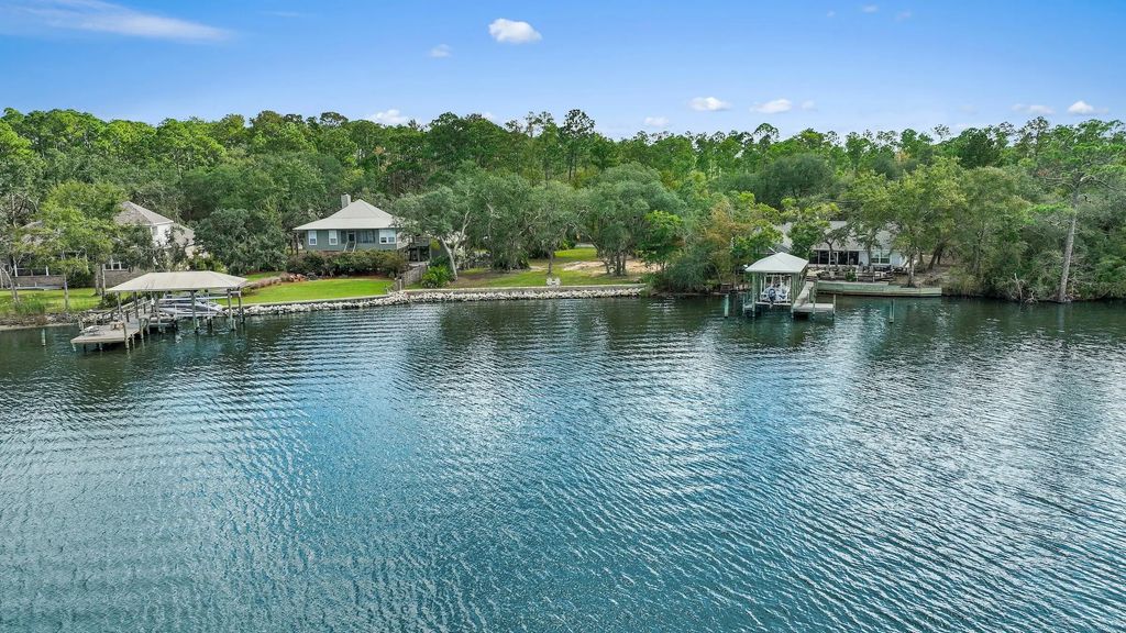 10 of 11 - 448 Holly Point Road, Freeport, FL