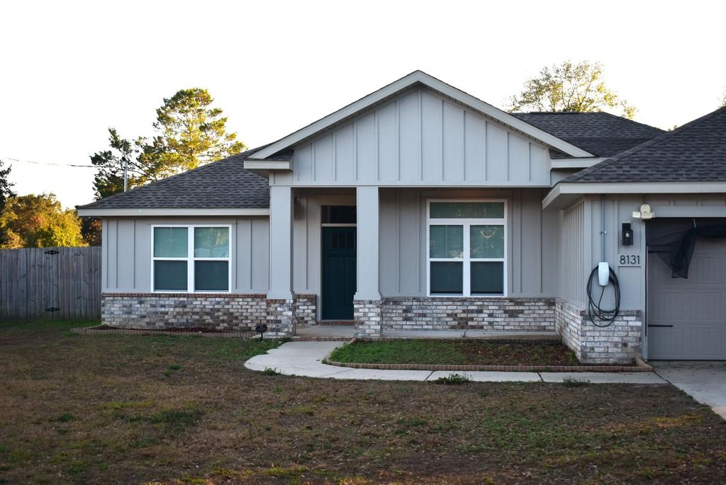 8131 Toledo Street, Navarre
