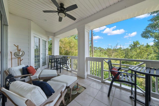 Photo of Listing #991842