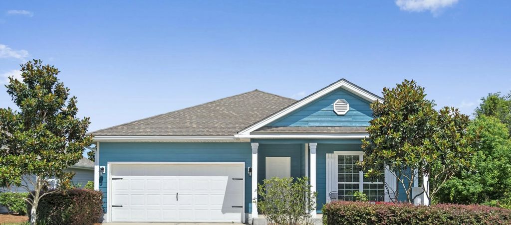 499 Fanny Ann Way, Freeport