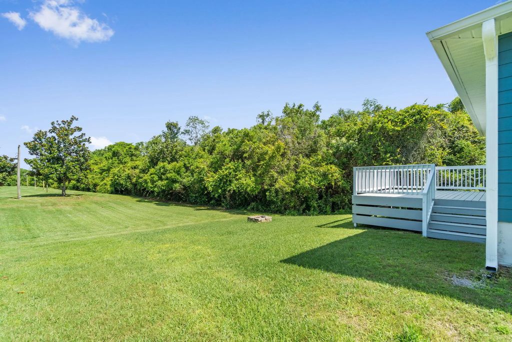 41 of 49 - 499 Fanny Ann Way, Freeport, FL