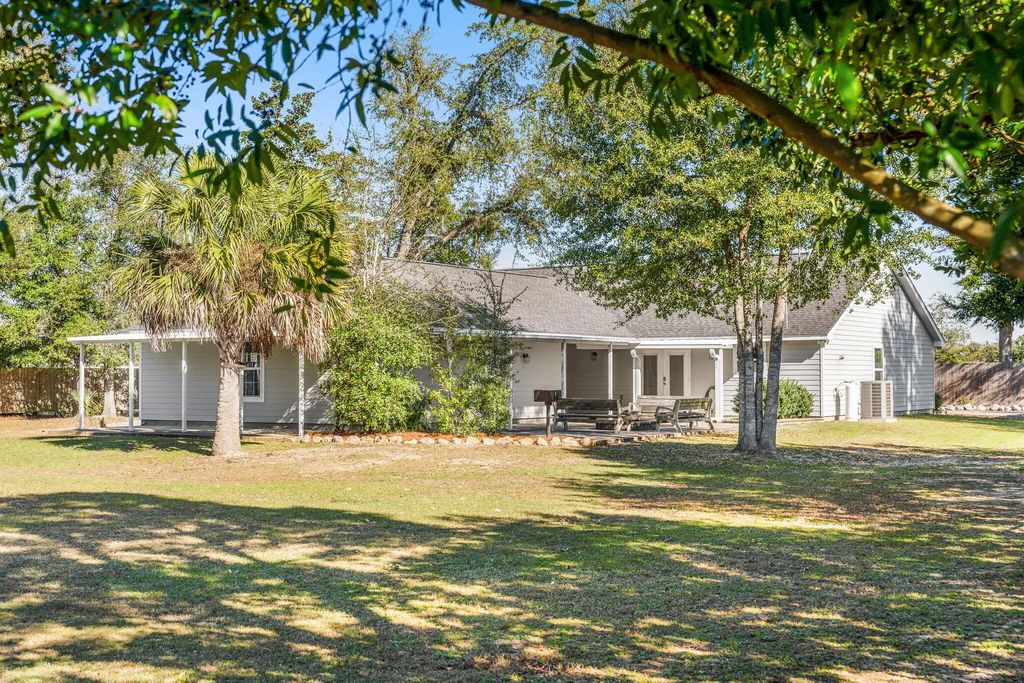 5112 Kendrick Street, Panama City
