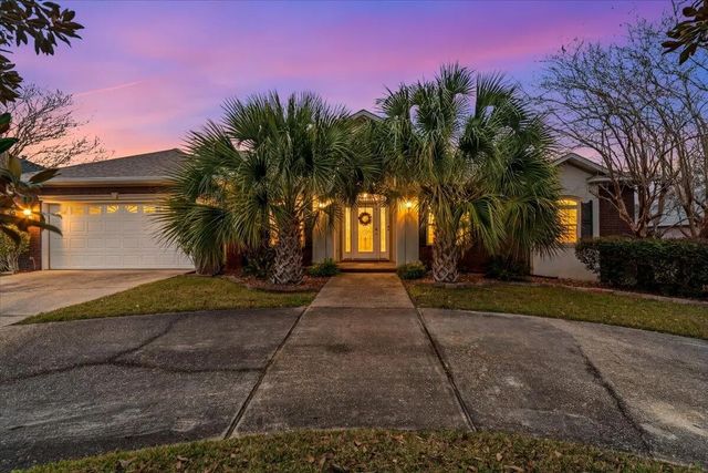 Photo of Listing #992450