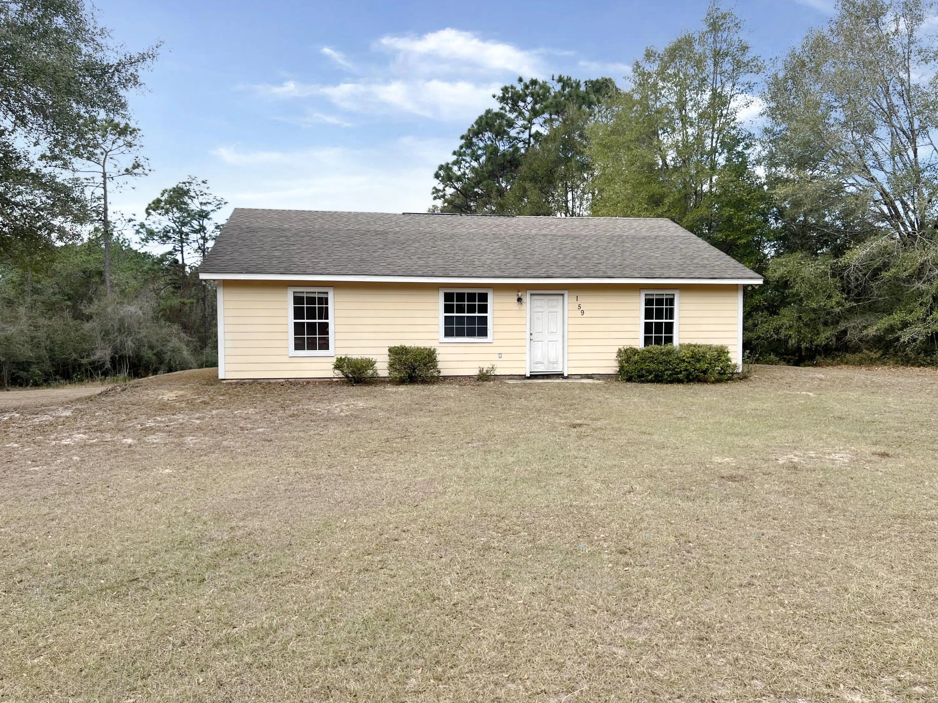 159 Michigan Lane, DeFuniak Springs