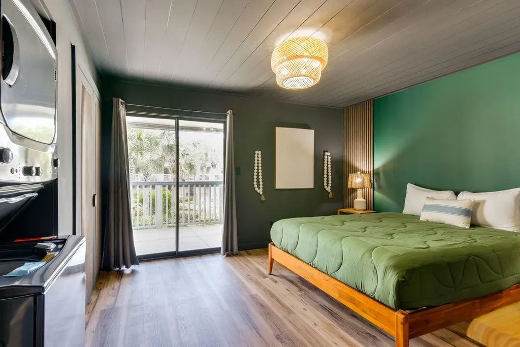 8 of 16 - 6829 Thomas Drive # 408, Panama City Beach, FL