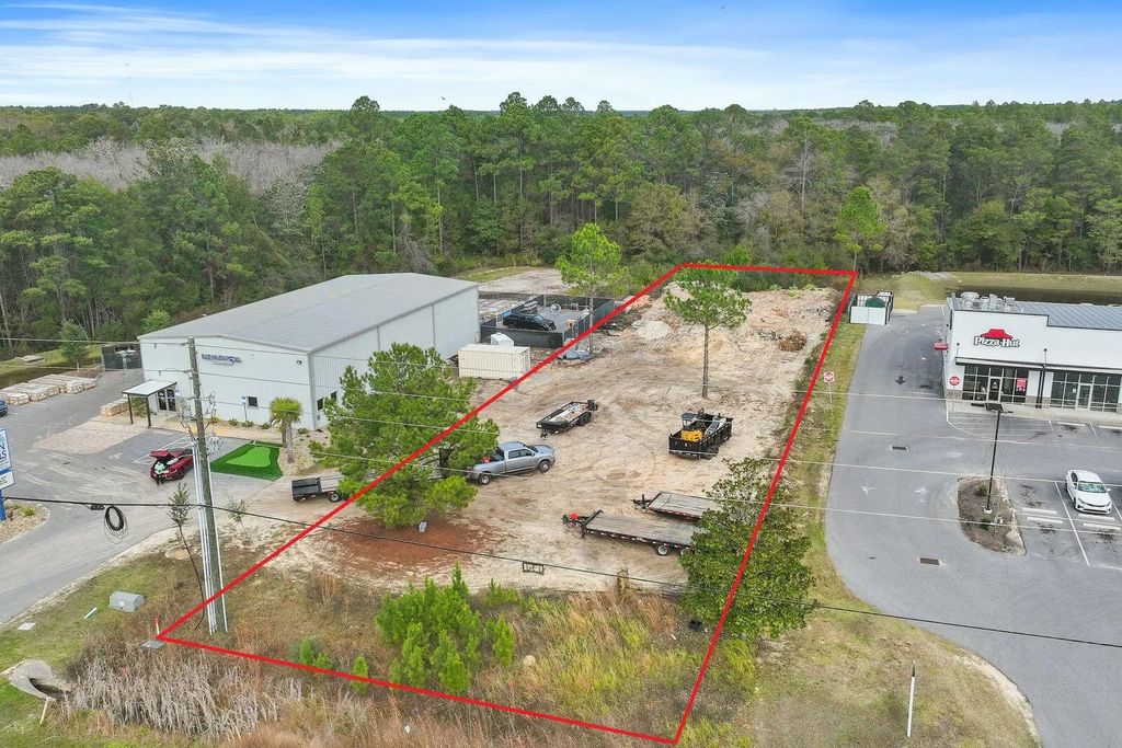 6 of 15 - 779 Fl-20, Freeport, FL
