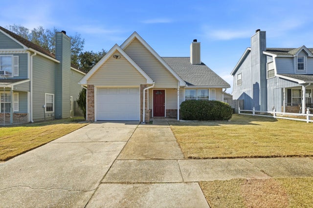 412 Woodland Circle, Mary Esther