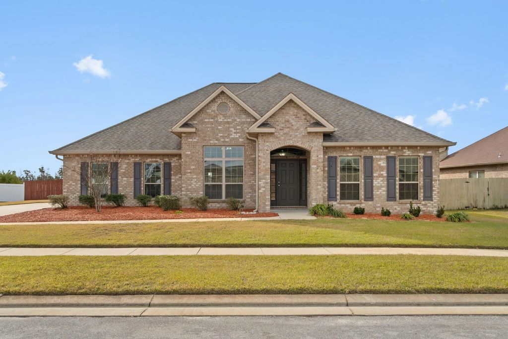 3836 Whitehead Boulevard, Panama City