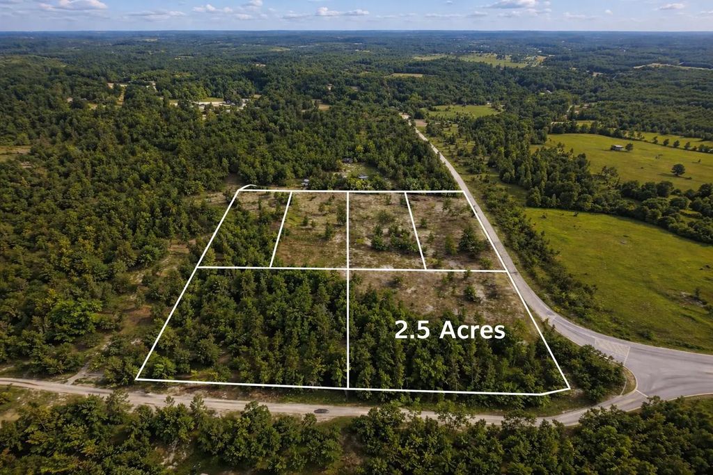 1438 Lake Lillian Road, Fountain