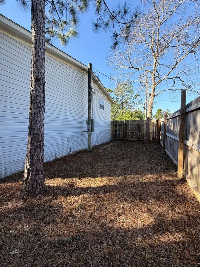 Photo of Listing #993428
