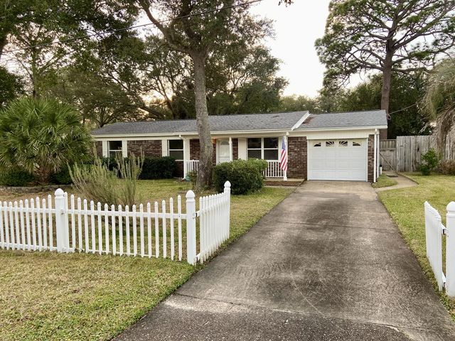 Photo of Listing #992552
