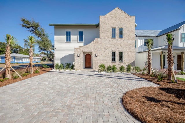 Photo of Listing #992646