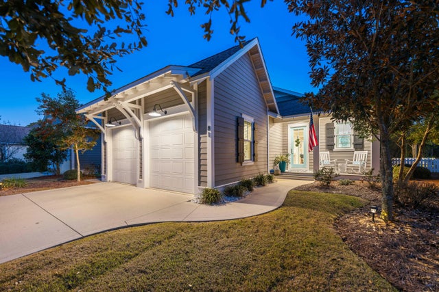 Photo of Listing #995194