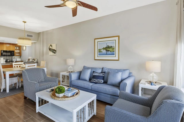 Photo of Listing #992948