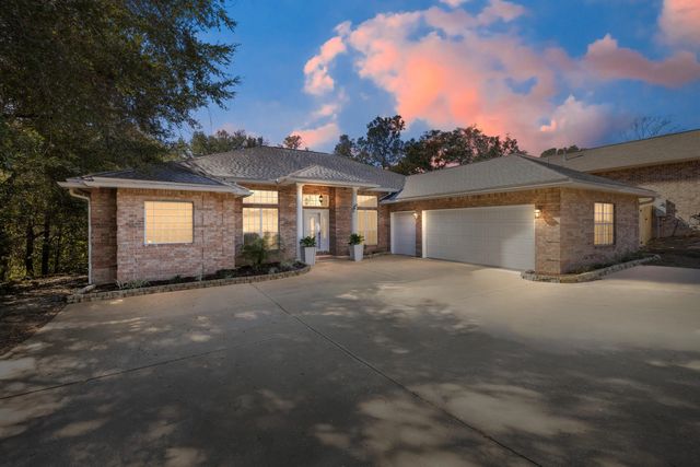 Photo of Listing #993420
