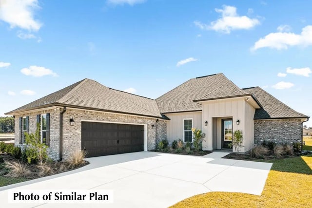 92 Pollywog Place, Freeport