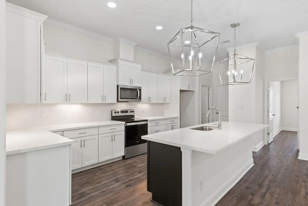 8369 Segura Street, Navarre