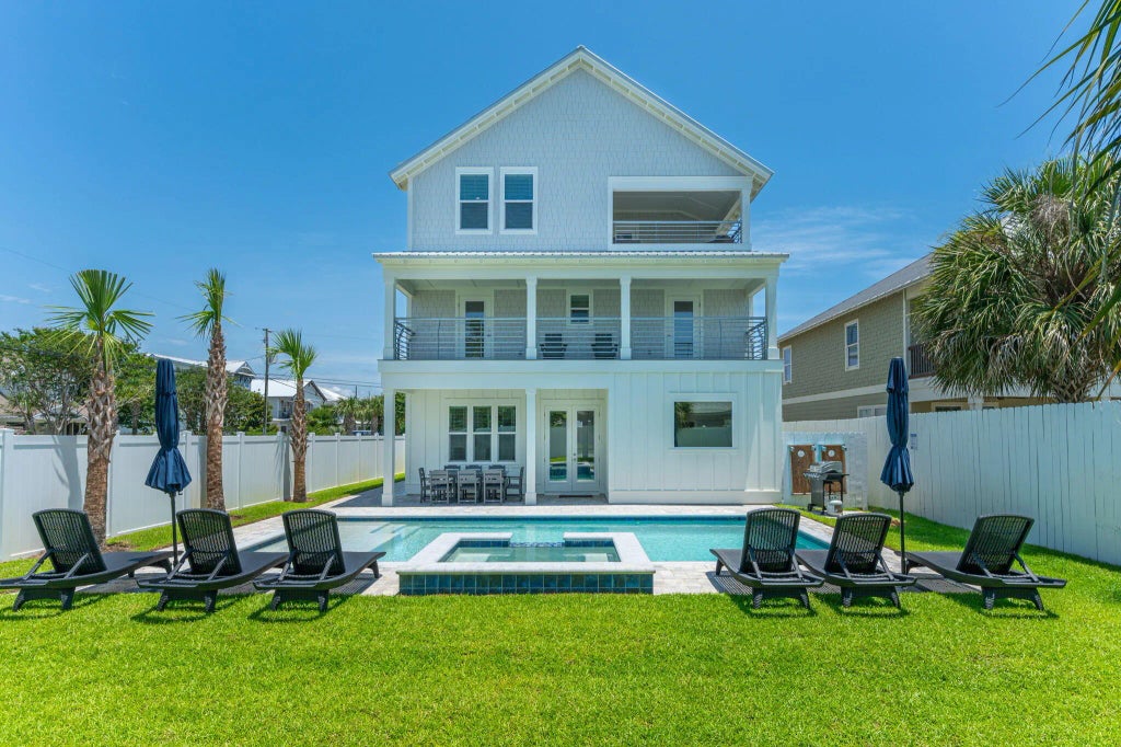 4550 Luke Avenue, Destin