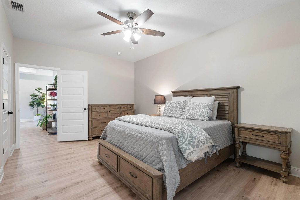 31 of 44 - 58 Siesta Circle, Freeport, FL