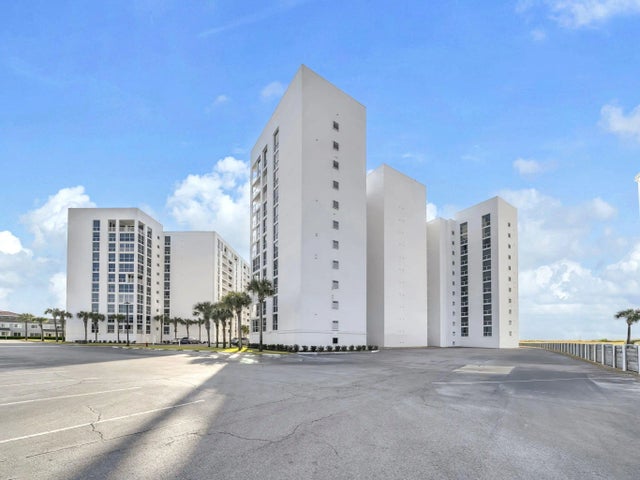 900 Gulf Shore Drive 2033, Destin