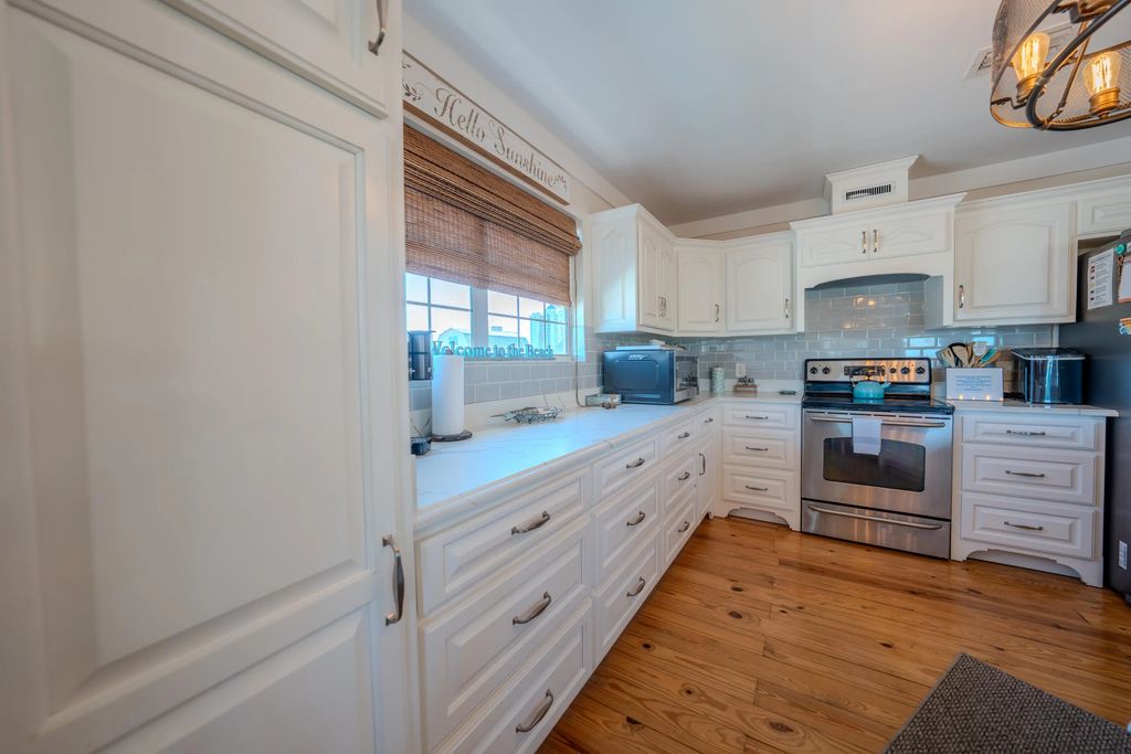 9 of 60 - 6607 Sunset Avenue, Panama City Beach, FL