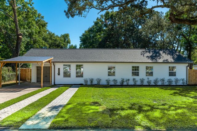 Photo of Listing #993455