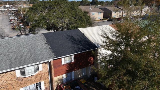 Photo of Listing #993351