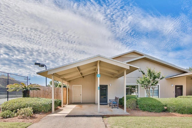 Photo of Listing #993607