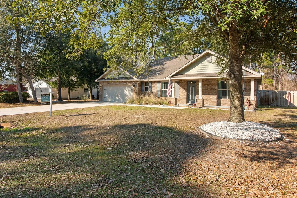 6928 Jasper Street, Navarre