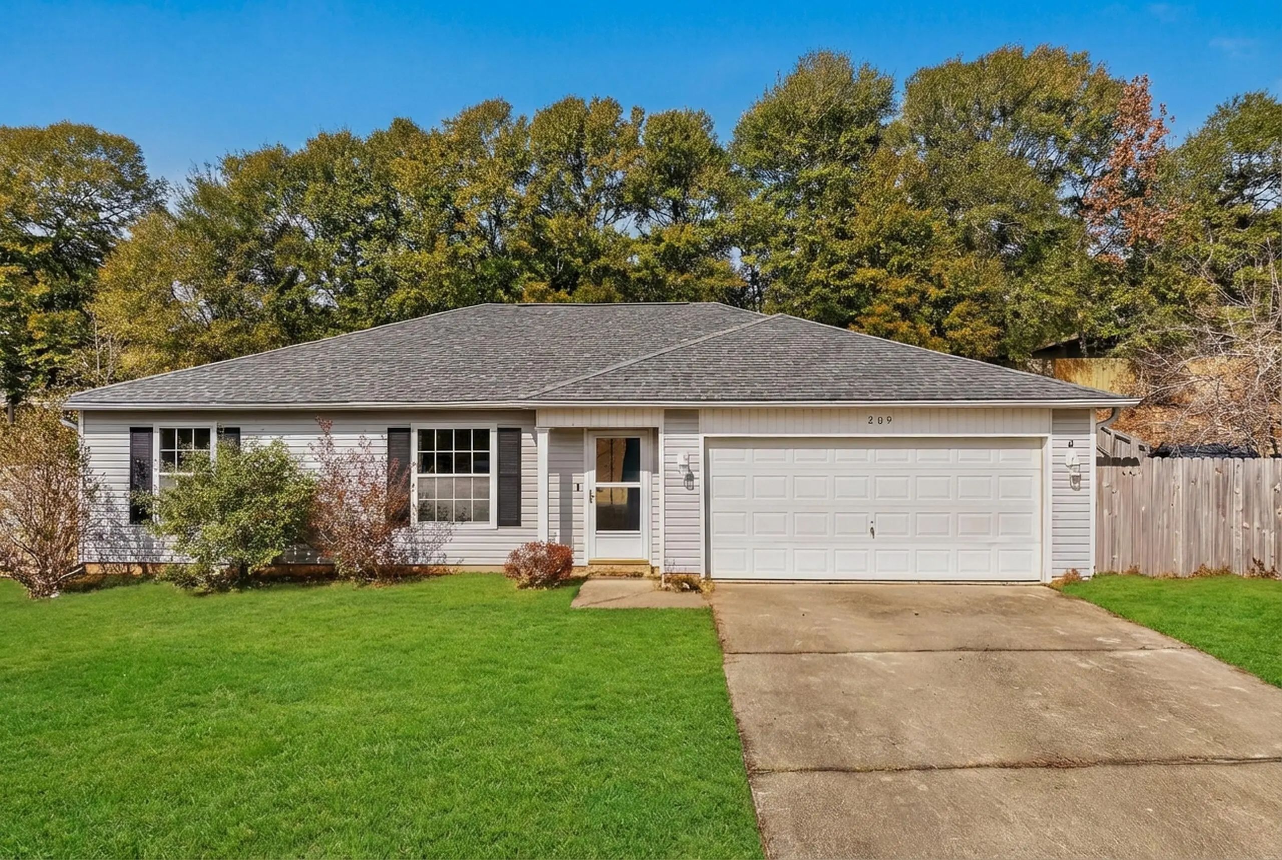209 Cabana Way, Crestview
