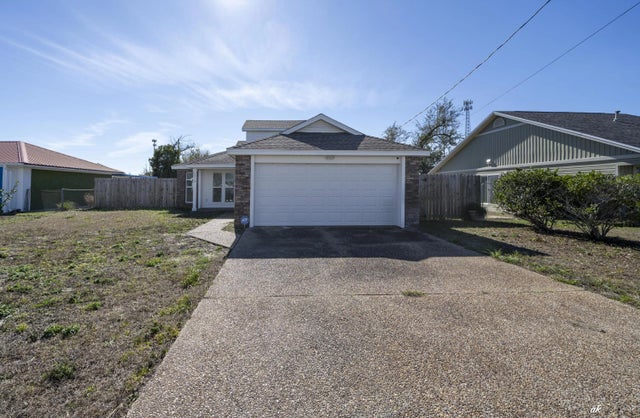 Photo of Listing #993461