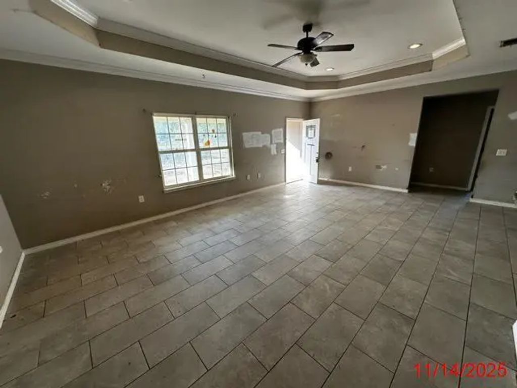 9030 Deer Lane, Navarre