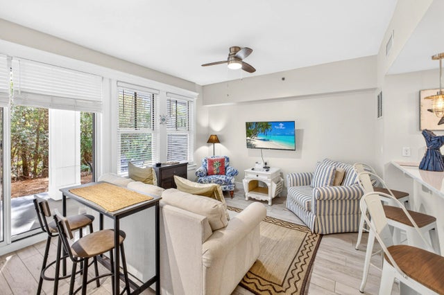 Photo of Listing #993603