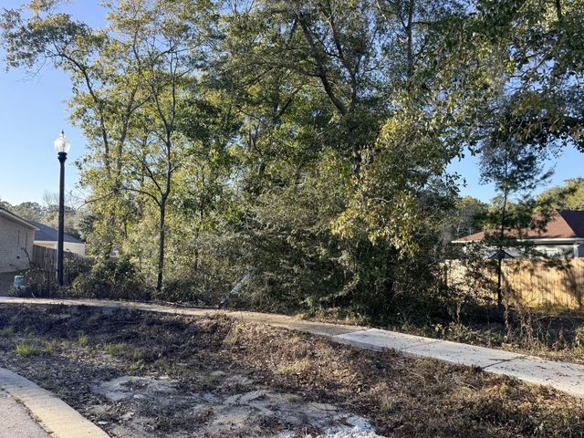 Photo of Listing #993963