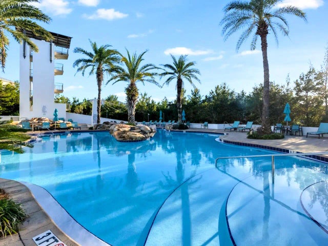 Photo of Listing #993582