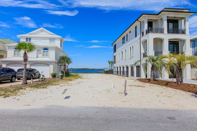 Photo of Listing #994208